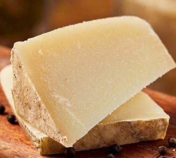 Manchego curado de oveja 230 gr. aprox.