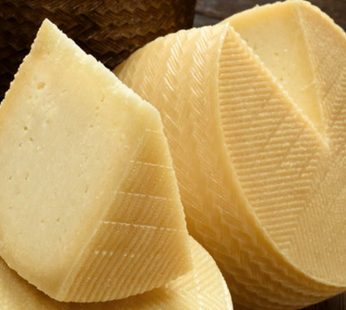 Manchego semicurado de cabra 250 gr.