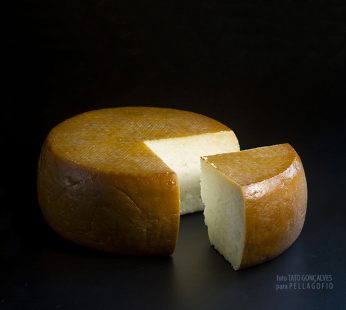 Manchego de cabra ahumado de Guanajuato  230 gr